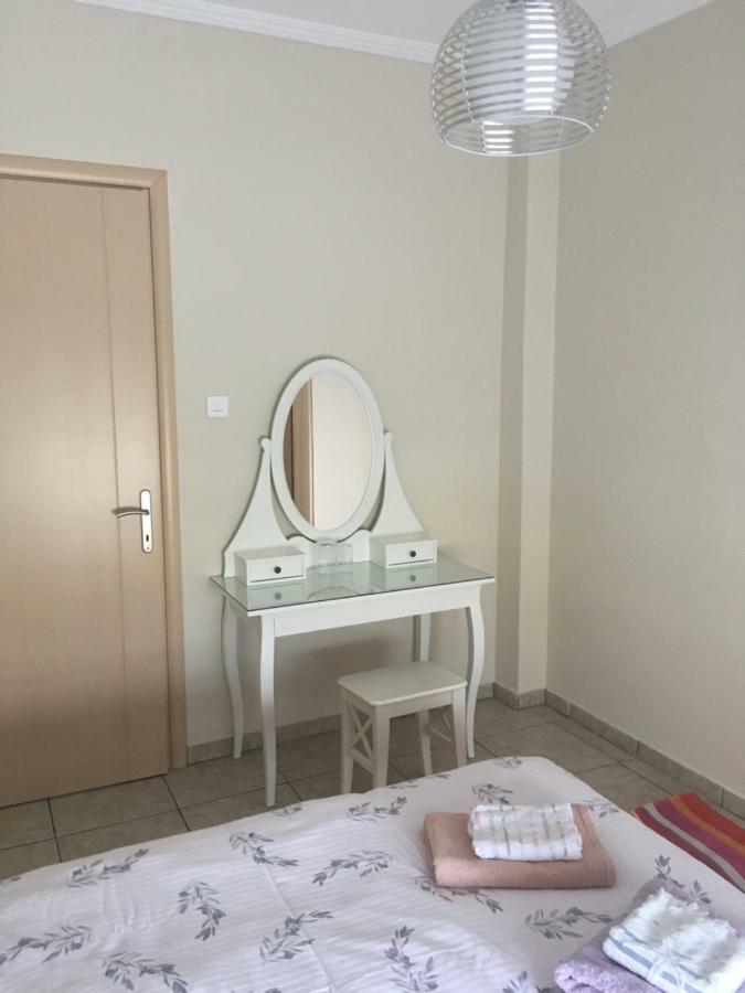 Cozy And Quiet Mini City Apartment Tríkala Dış mekan fotoğraf